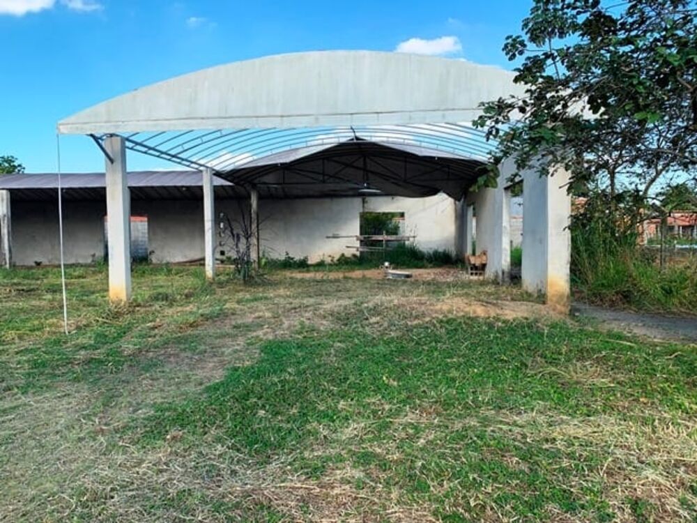 Chácara à venda com 1 quarto, 100m² - Foto 4