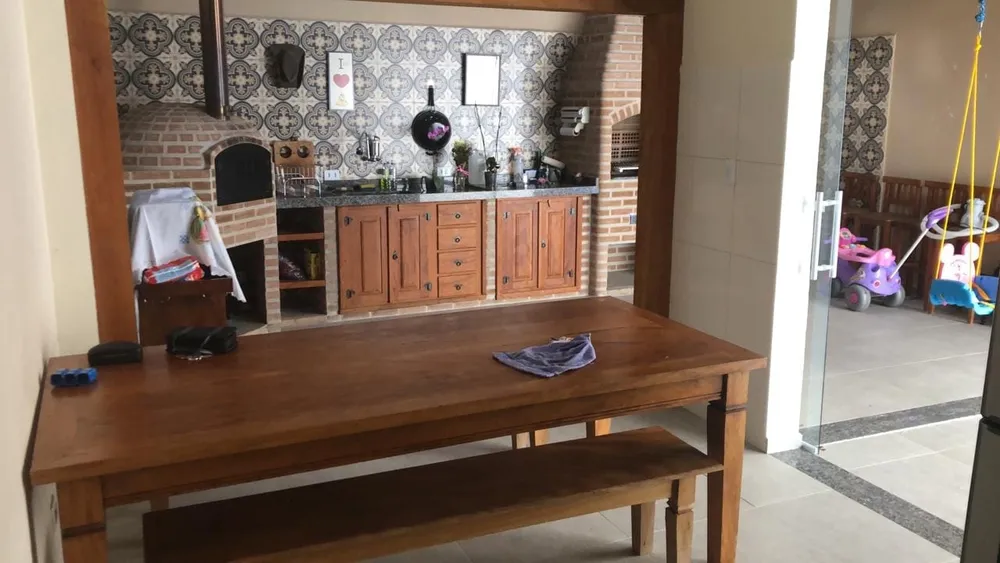 Sobrado, 3 quartos, 210 m² - Foto 1