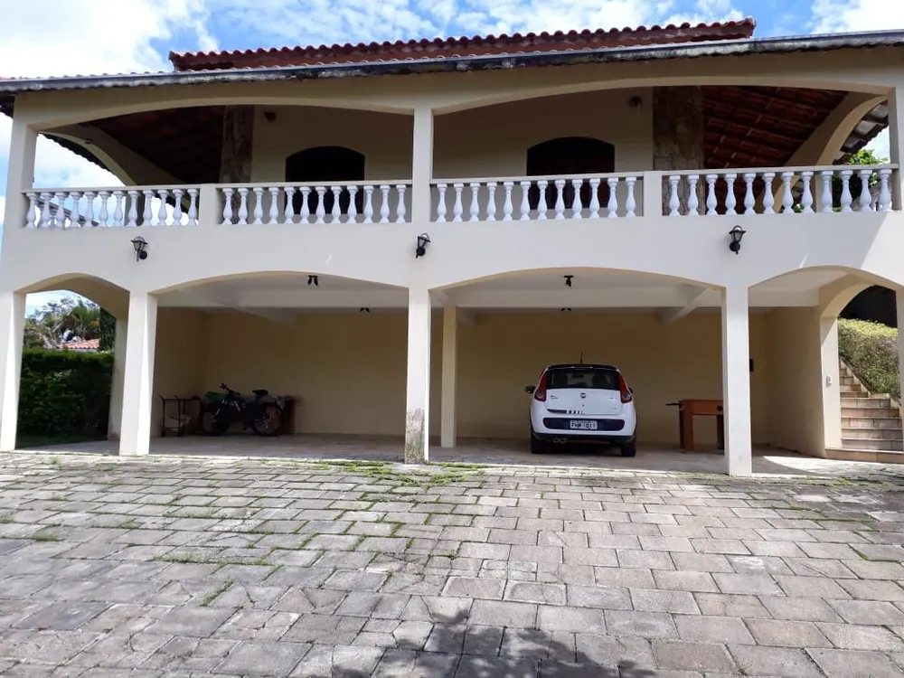 Chácara, 3 quartos, 3010 m² - Foto 1