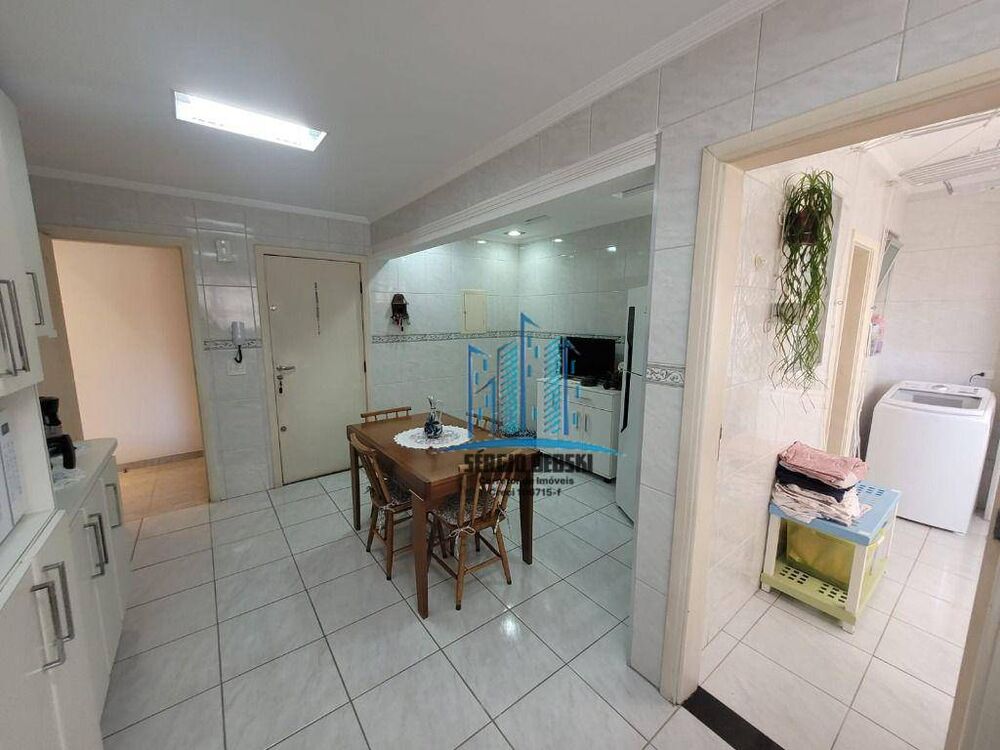 Apartamento à venda com 3 quartos, 114m² - Foto 11