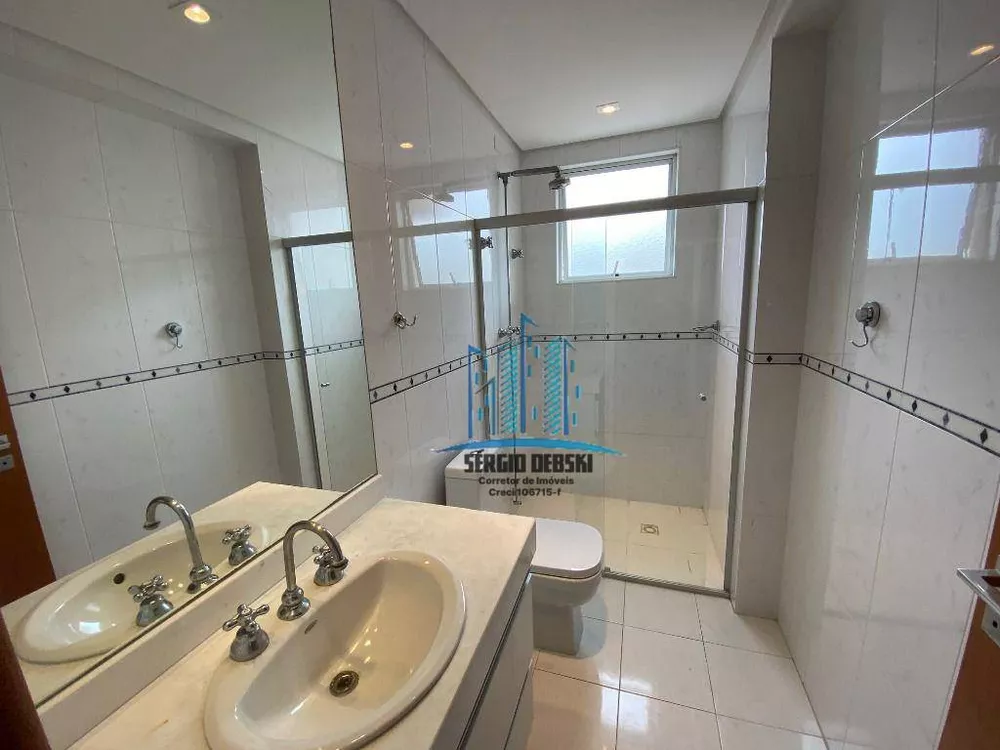 Apartamento, 3 quartos, 140 m² - Foto 1