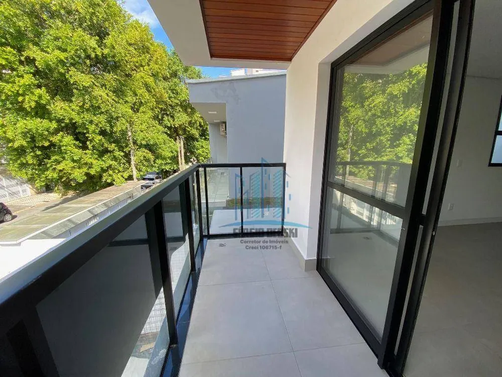 Casa, 3 quartos, 206 m² - Foto 1