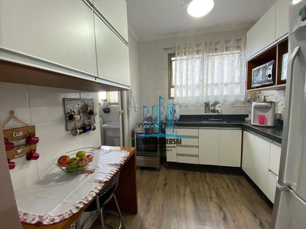Apartamento à venda com 2 quartos, 80m² - Foto 3