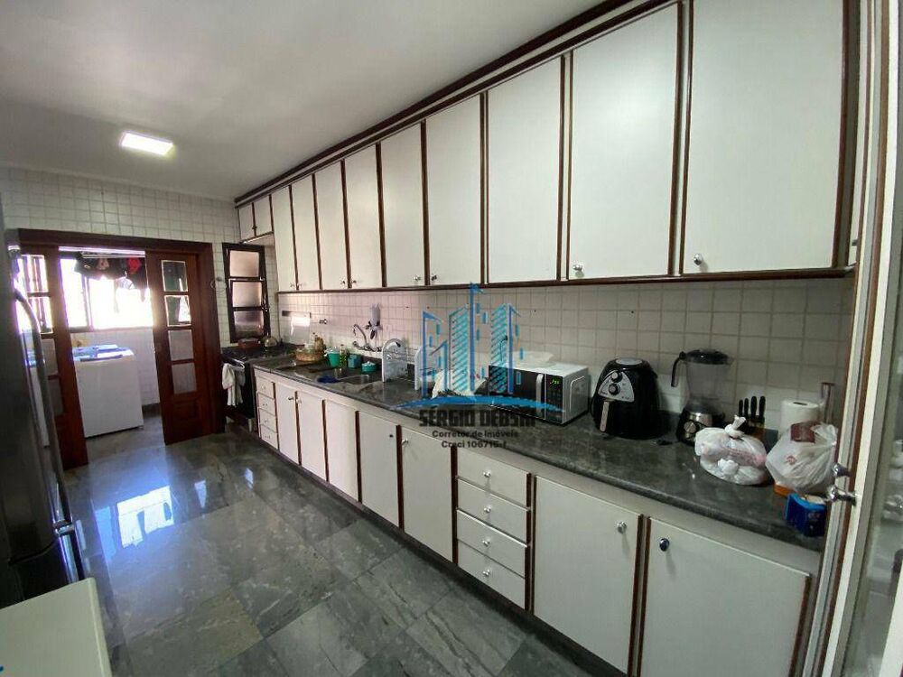 Cobertura à venda com 4 quartos, 230m² - Foto 2