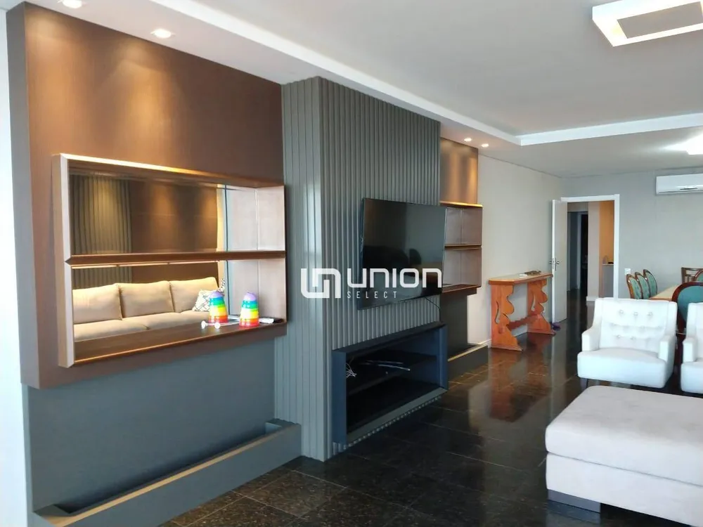 Apartamento, 4 quartos, 208 m² - Foto 2
