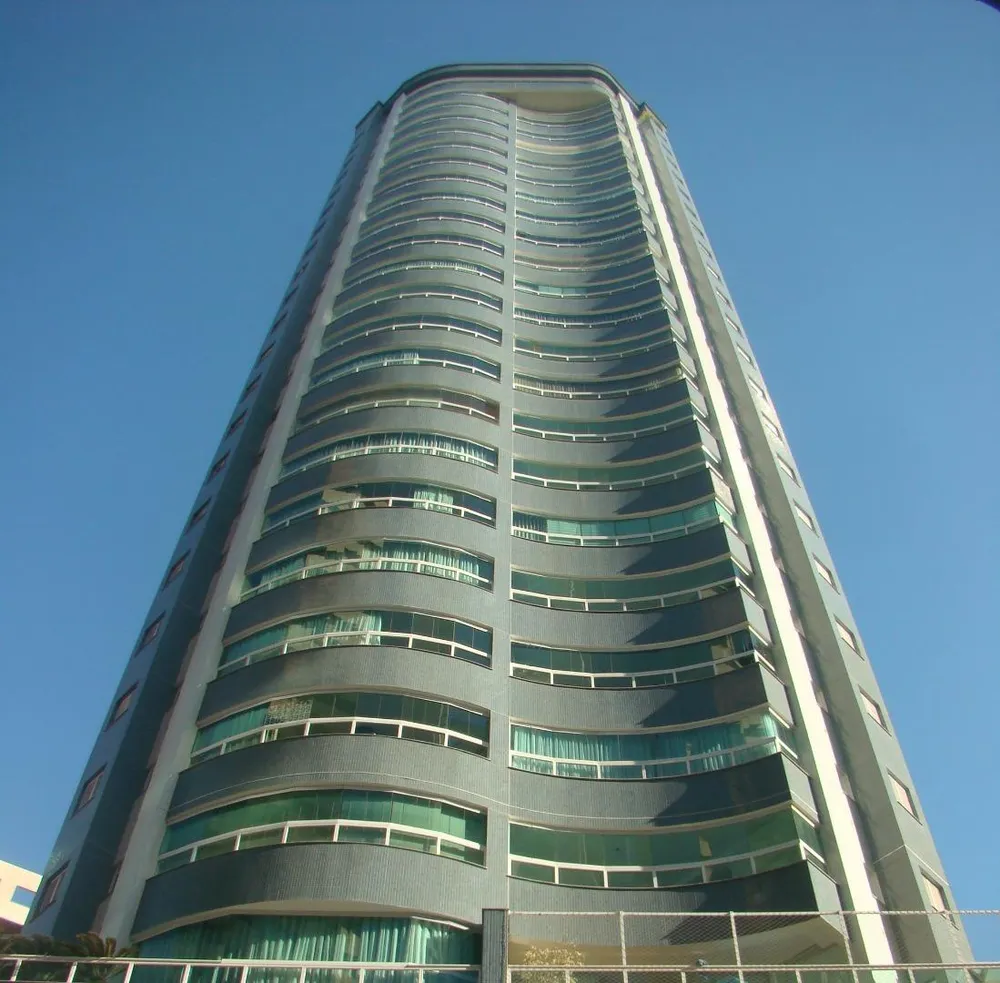 Apartamento, 3 quartos, 130 m² - Foto 1