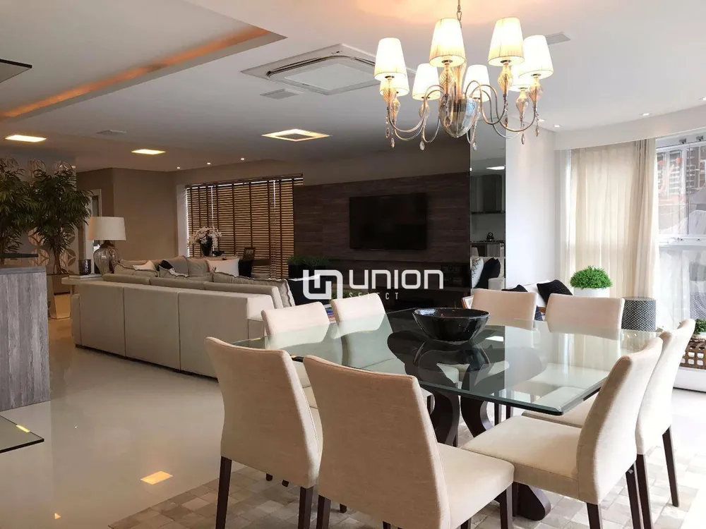 Apartamento, 4 quartos, 237 m² - Foto 2
