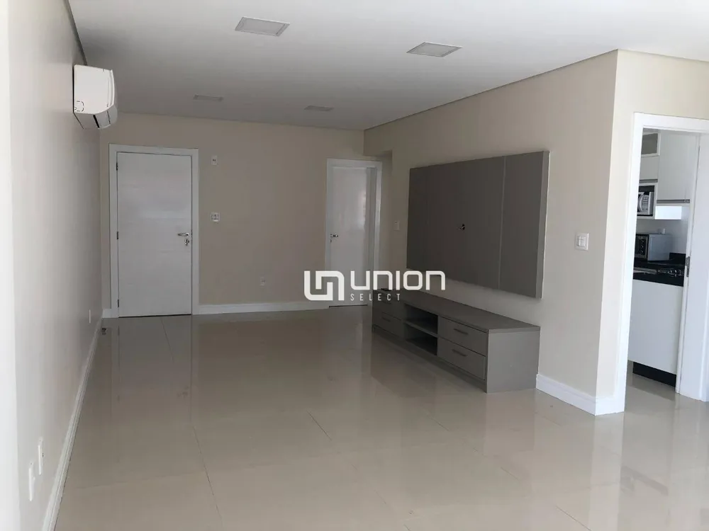 Apartamento, 3 quartos, 131 m² - Foto 2
