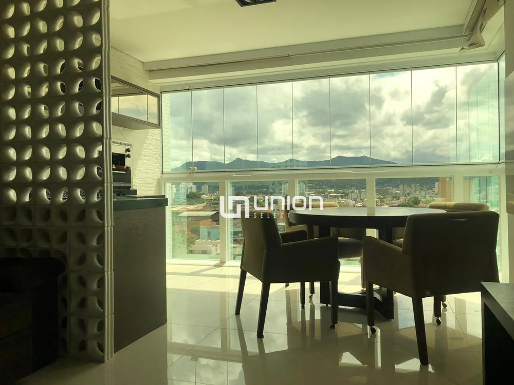 Apartamento, 3 quartos, 134 m² - Foto 2