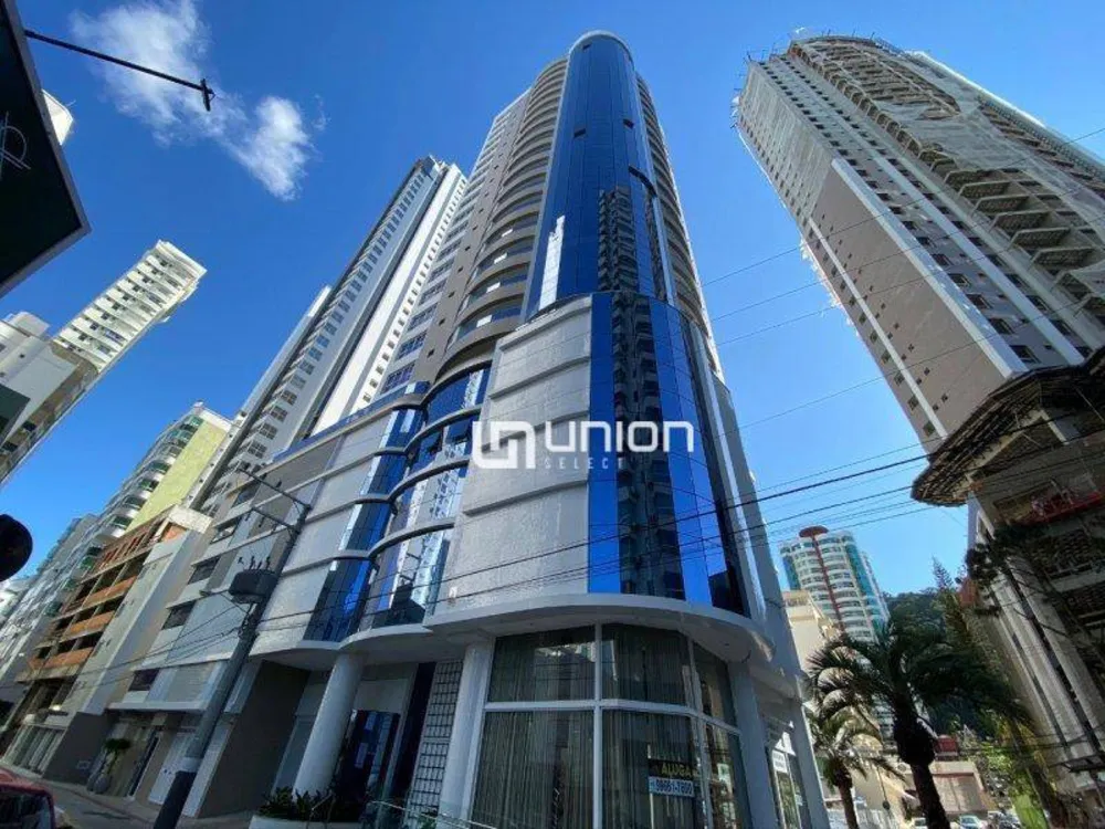 Apartamento, 3 quartos, 152 m² - Foto 1