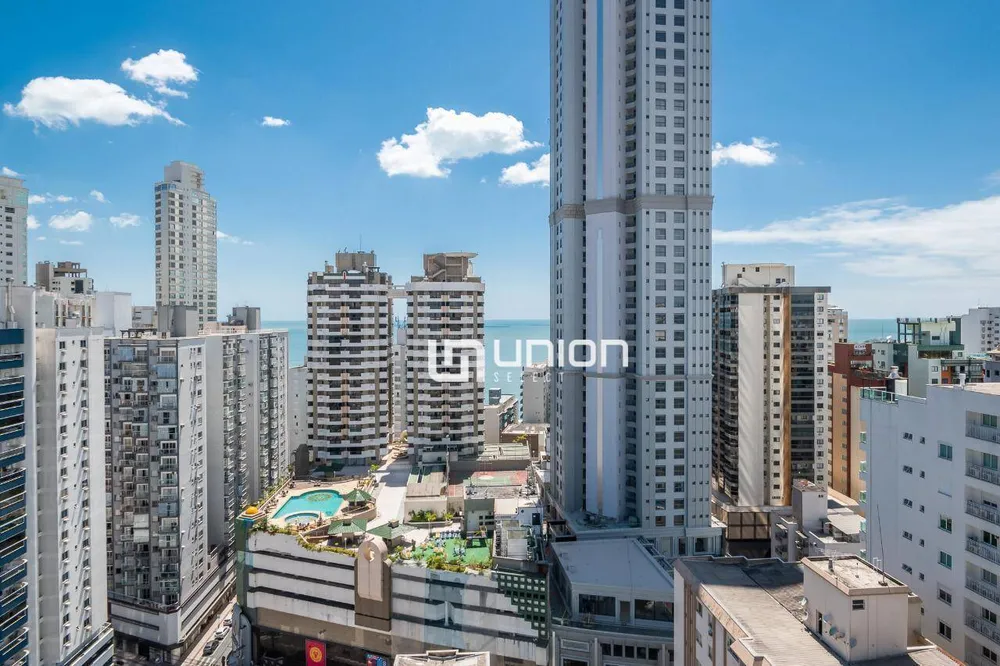 Cobertura, 4 quartos, 253 m² - Foto 3