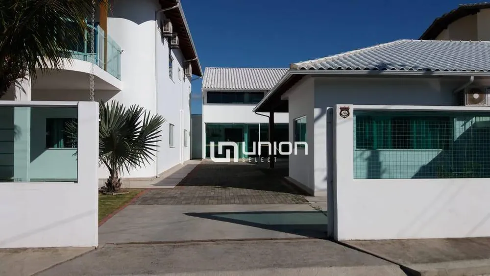 Casa, 4 quartos, 743 m² - Foto 2