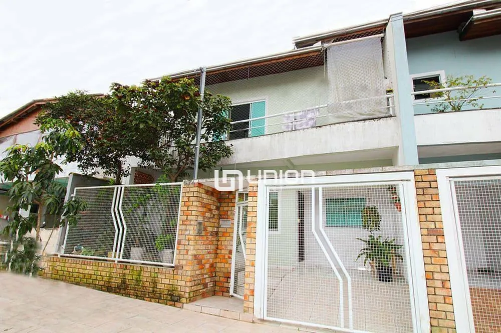 Sobrado, 4 quartos, 262 m² - Foto 1