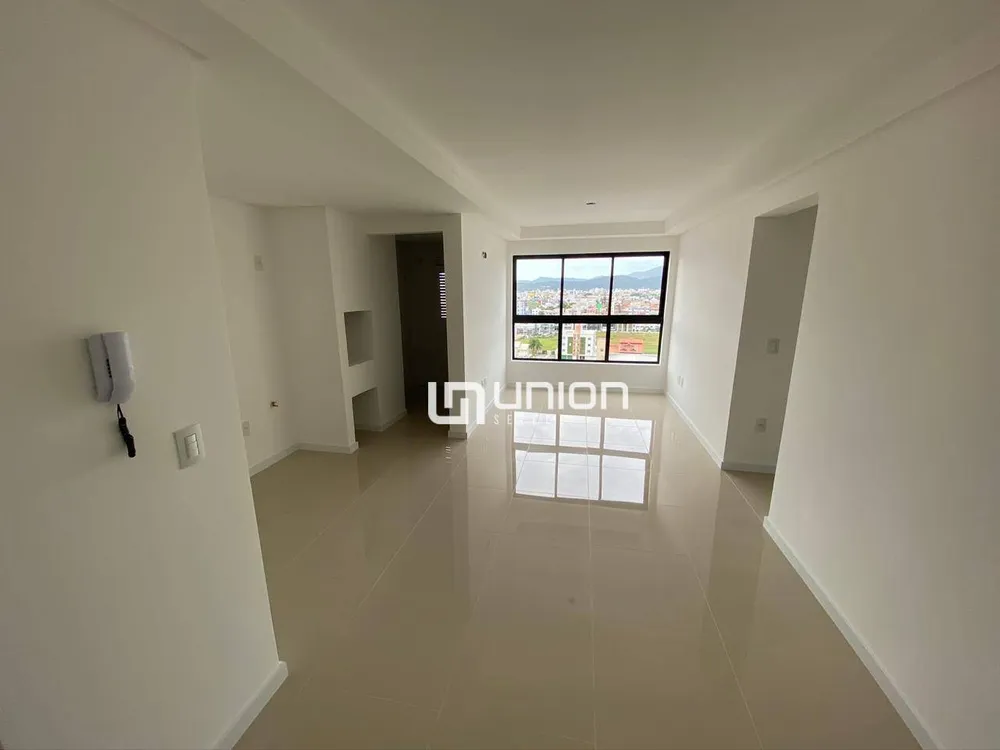 Apartamento, 3 quartos, 75 m² - Foto 2