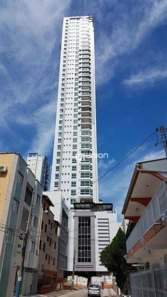 Apartamento, 3 quartos, 200 m² - Foto 1