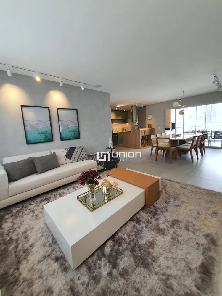 Apartamento, 3 quartos, 130 m² - Foto 2