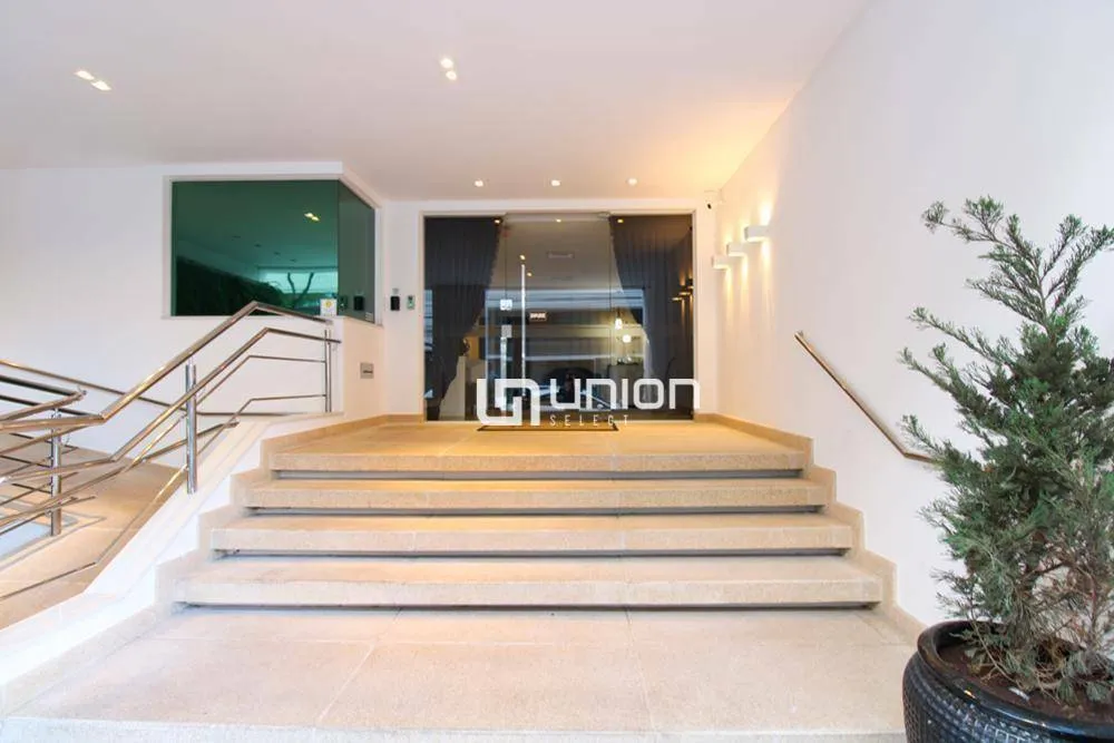 Apartamento, 3 quartos, 130 m² - Foto 2