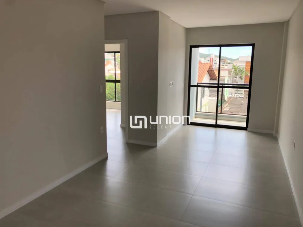 Apartamento, 2 quartos, 62 m² - Foto 2