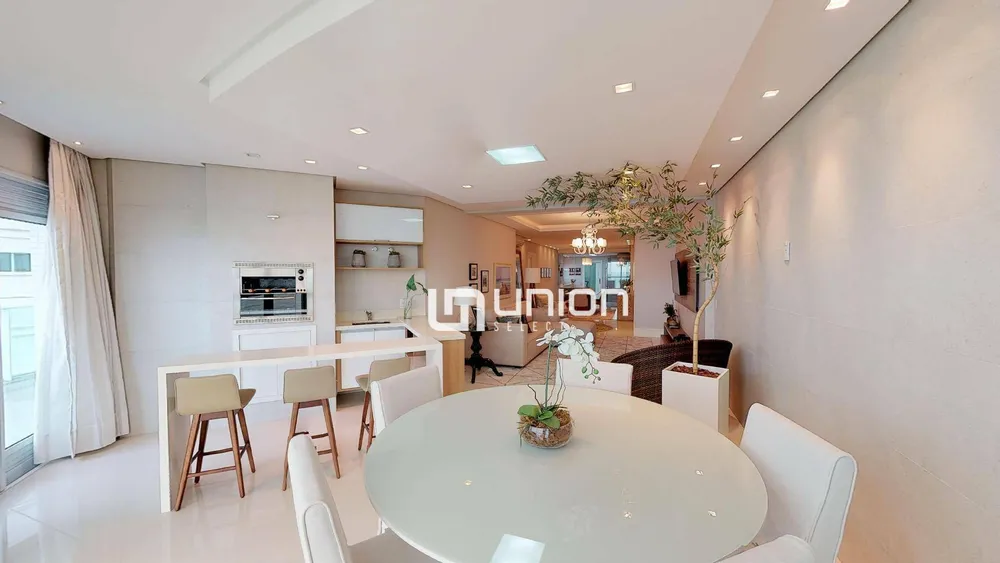 Apartamento, 3 quartos, 198 m² - Foto 1