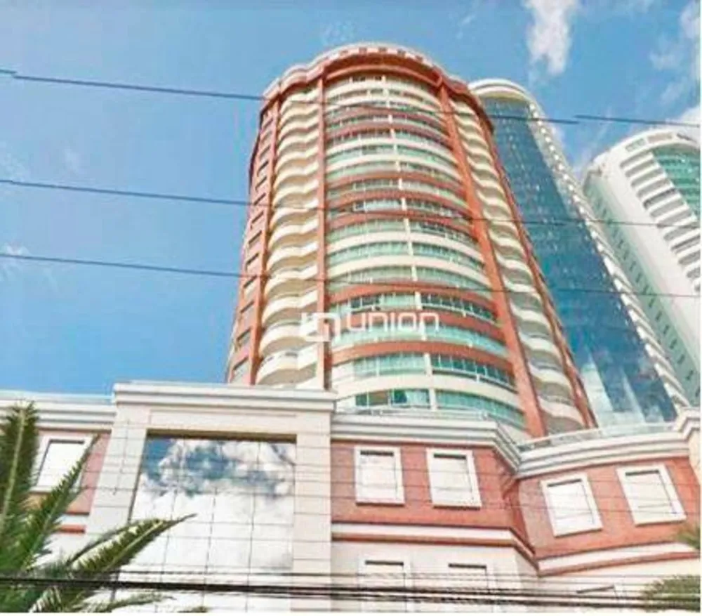 Apartamento, 3 quartos, 185 m² - Foto 1