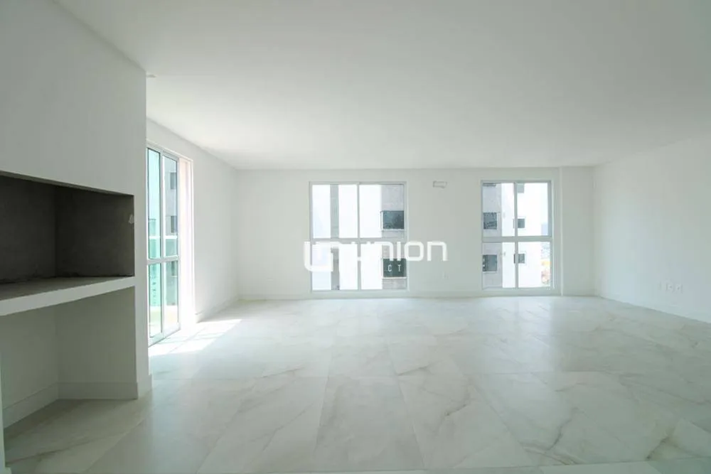 Apartamento, 4 quartos, 193 m² - Foto 4
