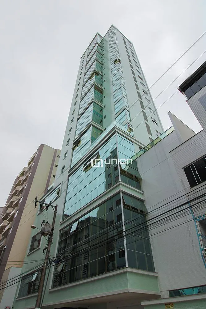 Cobertura, 4 quartos, 240 m² - Foto 1