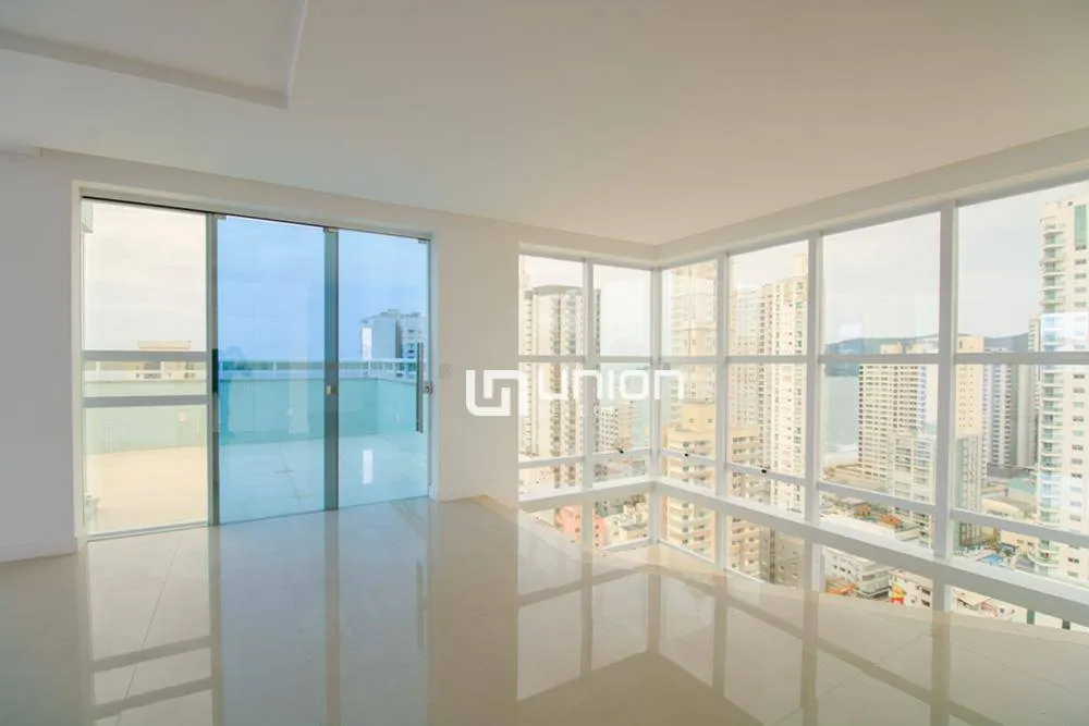 Cobertura, 4 quartos, 240 m² - Foto 4
