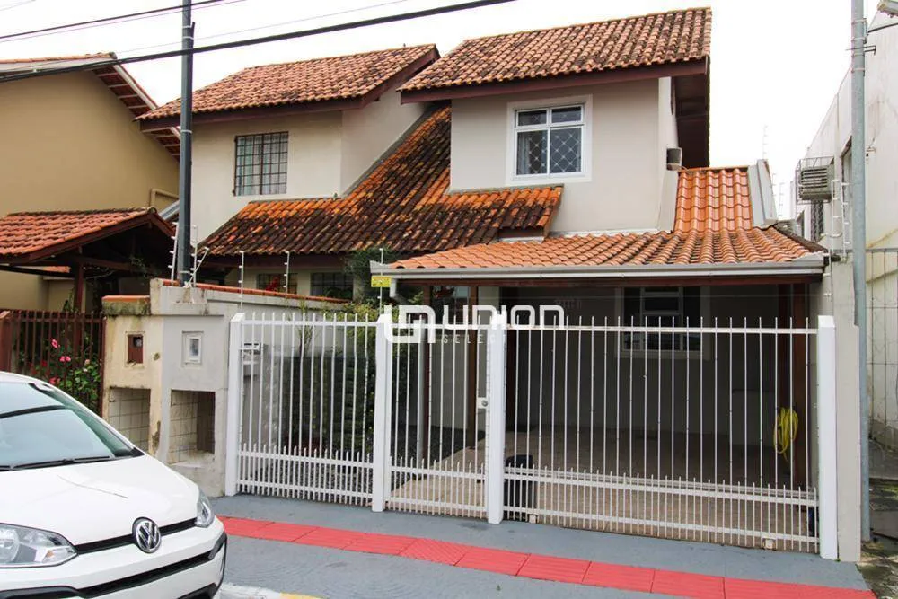 Casa, 2 quartos, 84 m² - Foto 1