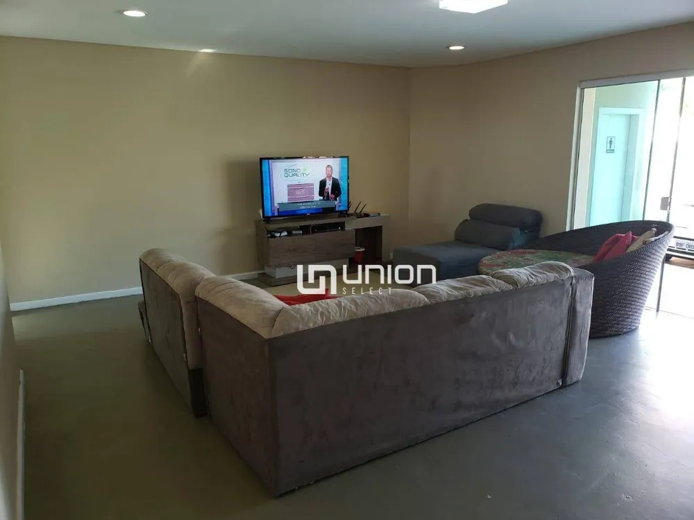 Casa, 3 quartos, 270 m² - Foto 2
