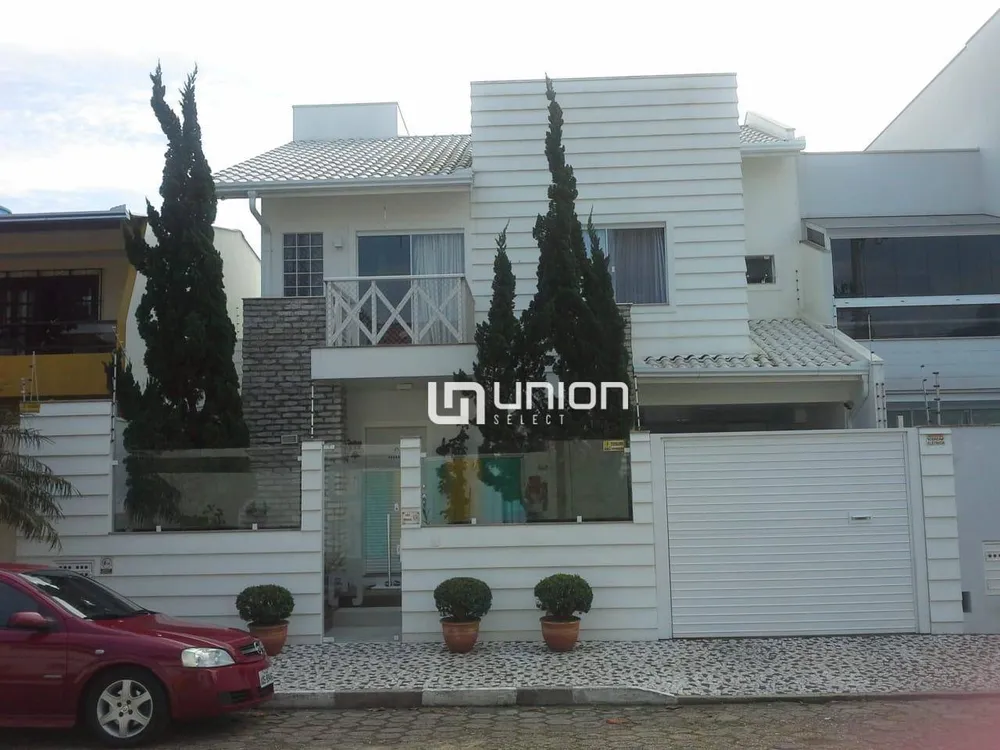 Sobrado, 3 quartos, 185 m² - Foto 1