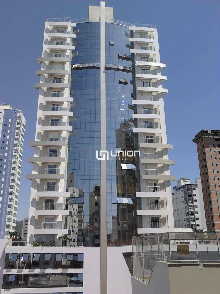 Apartamento, 3 quartos, 130 m² - Foto 1