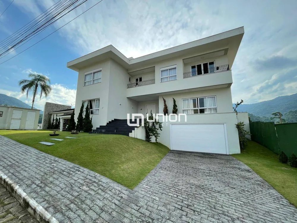 Casa, 5 quartos, 570 m² - Foto 1