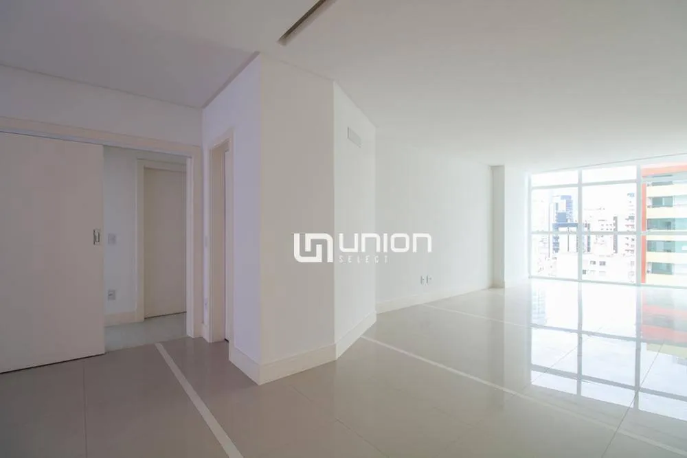 Apartamento, 3 quartos, 134 m² - Foto 4