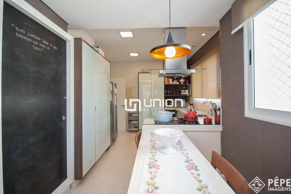 Cobertura, 3 quartos, 308 m² - Foto 4