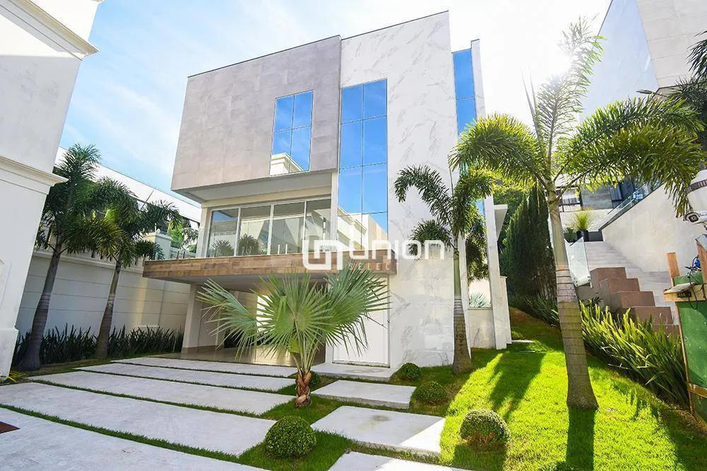 Casa, 4 quartos, 440 m² - Foto 1