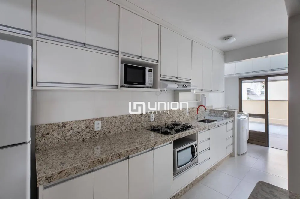 Apartamento, 2 quartos, 226 m² - Foto 2