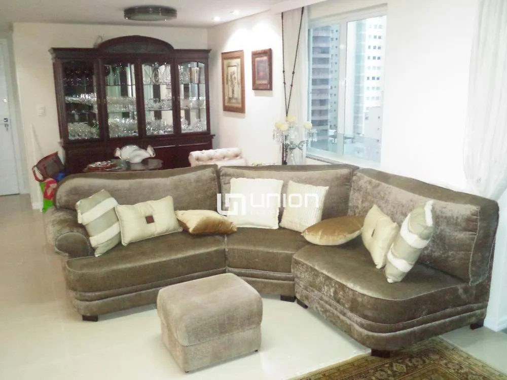 Apartamento, 3 quartos, 167 m² - Foto 1