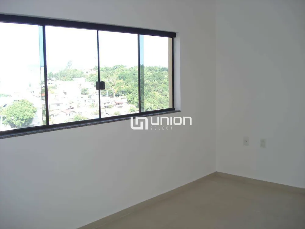Casa, 3 quartos, 250 m² - Foto 4