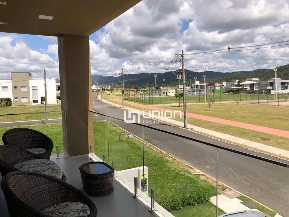 Casa, 4 quartos, 300 m² - Foto 2