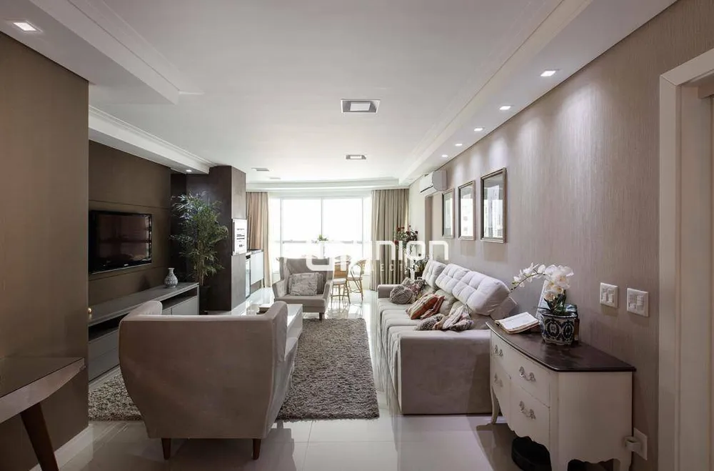 Apartamento, 3 quartos, 142 m² - Foto 4