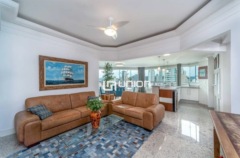 Apartamento, 3 quartos, 134 m² - Foto 2