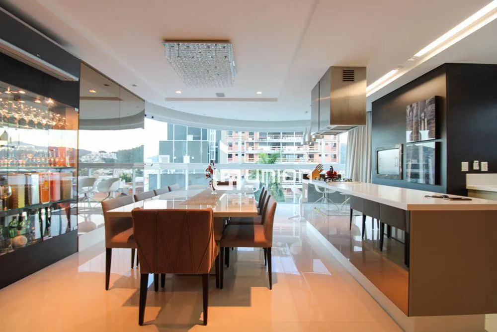 Apartamento, 3 quartos, 136 m² - Foto 4