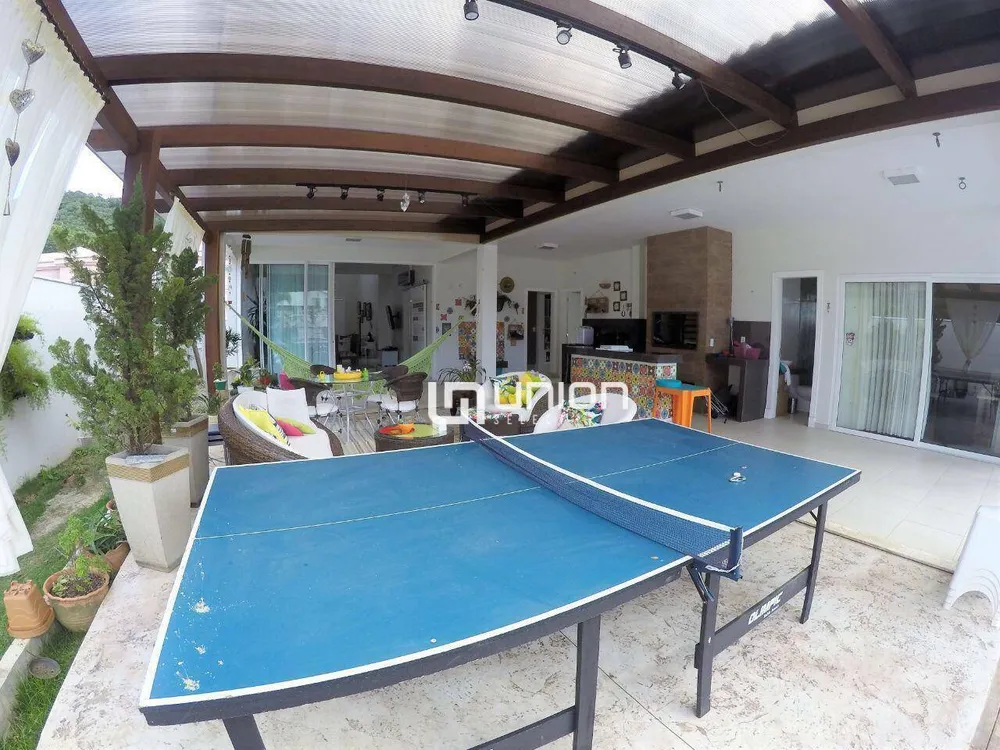 Casa, 3 quartos, 298 m² - Foto 2