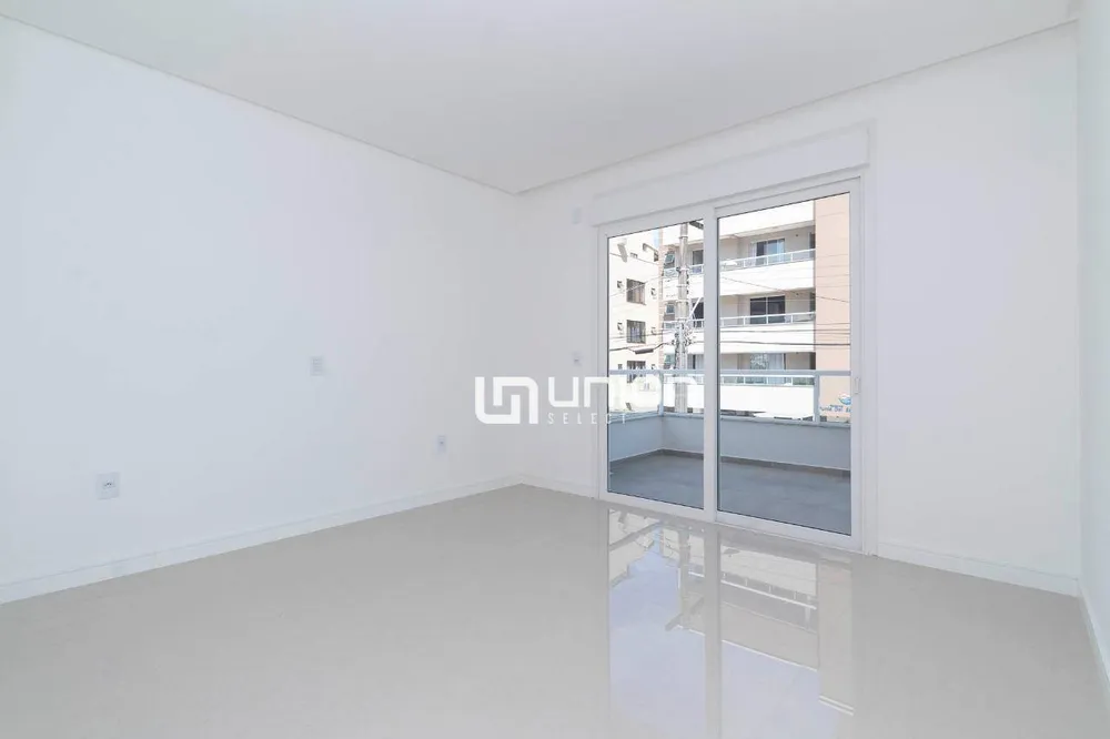 Casa, 3 quartos, 213 m² - Foto 4
