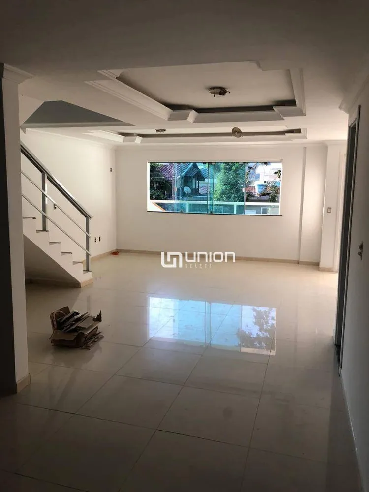 Sobrado, 3 quartos, 166 m² - Foto 2