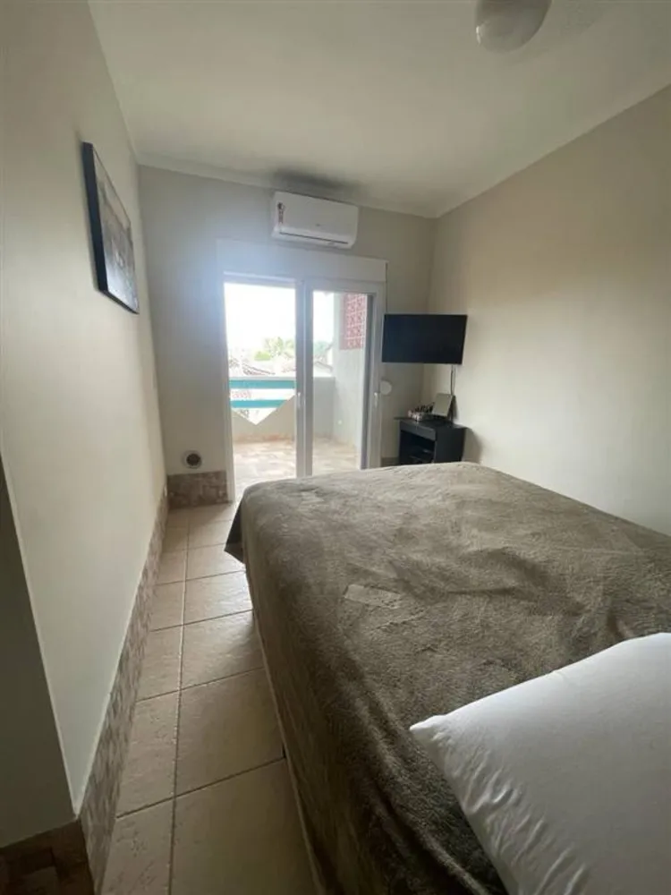 Casa, 3 quartos, 211 m² - Foto 22