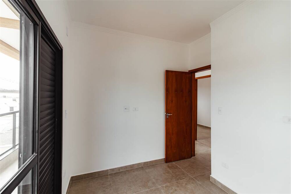 Casa à venda com 3 quartos, 62m² - Foto 13