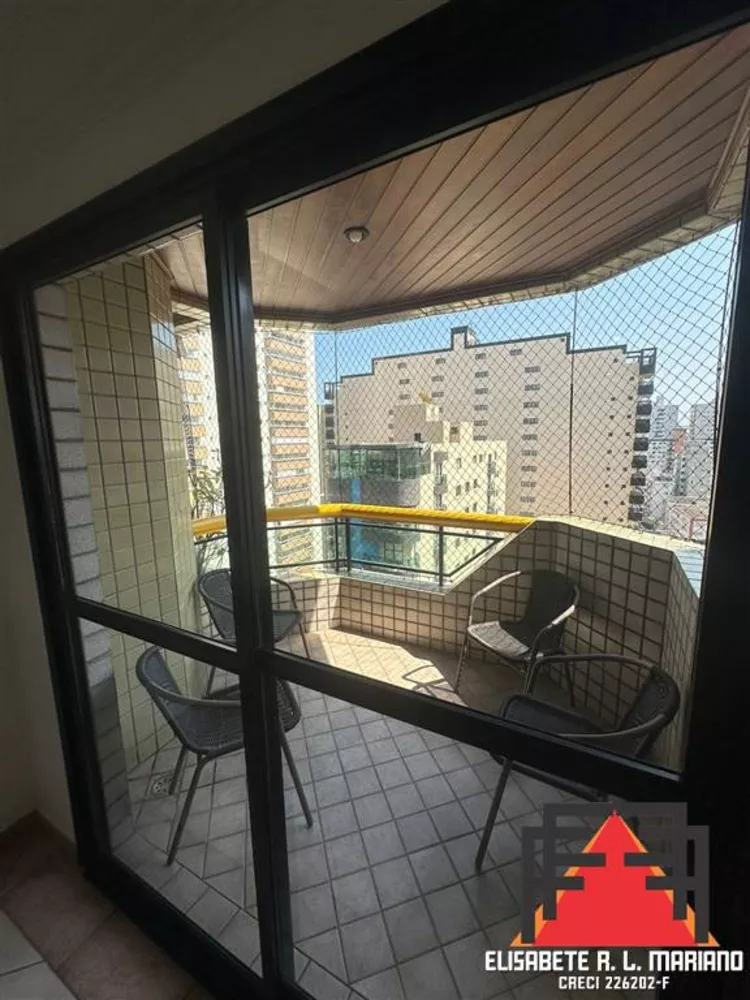 Apartamento à venda com 3 quartos, 172m² - Foto 2