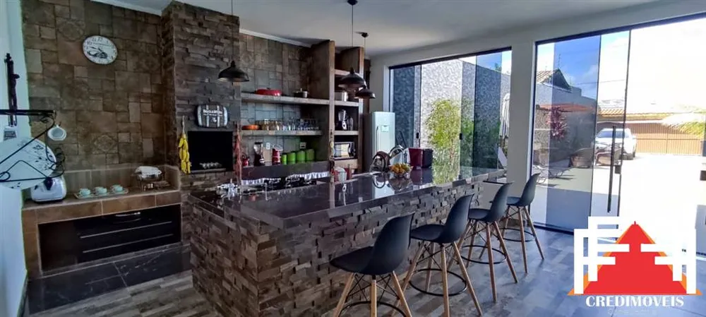Sobrado, 3 quartos, 400 m² - Foto 1