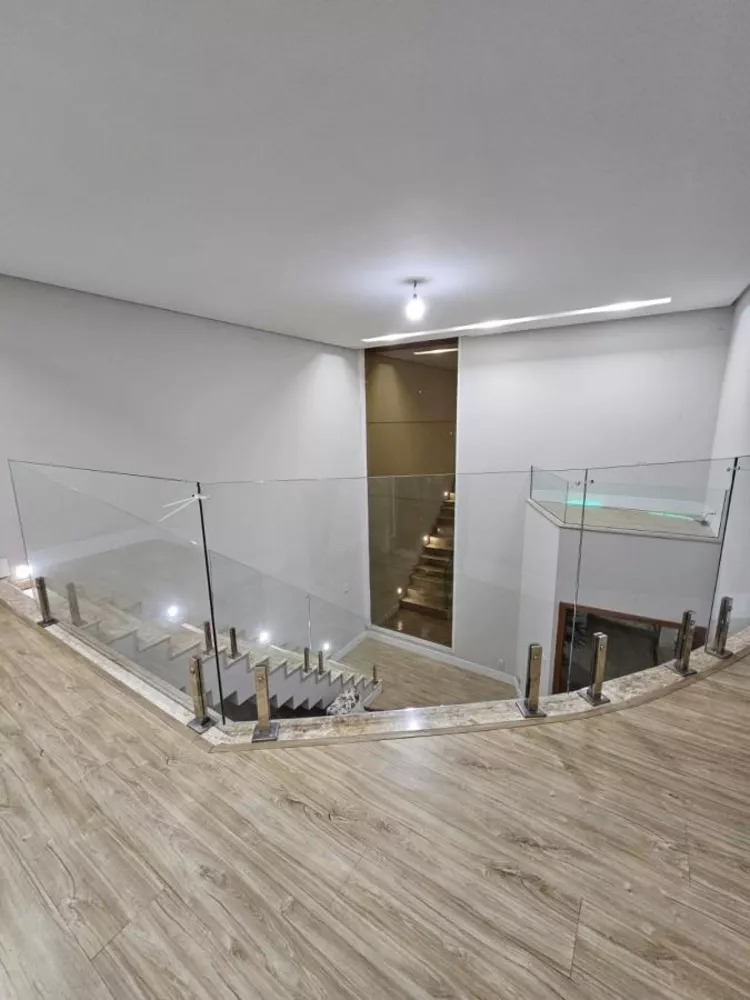 Casa à venda com 4 quartos, 562m² - Foto 4